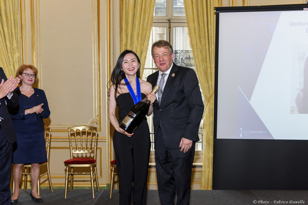 Remise du prix de l'Association des Sommeliers de Paris aux diplômés de l'école Le Cordon Bleu