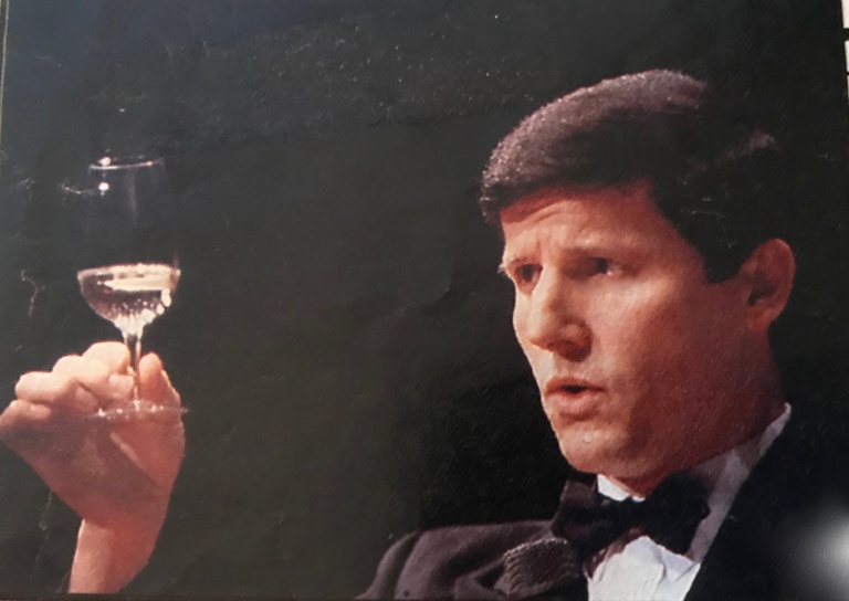 Serge Dubs, pendant le concours du Meilleur Sommelier du Monde en 1989, (photo archive)